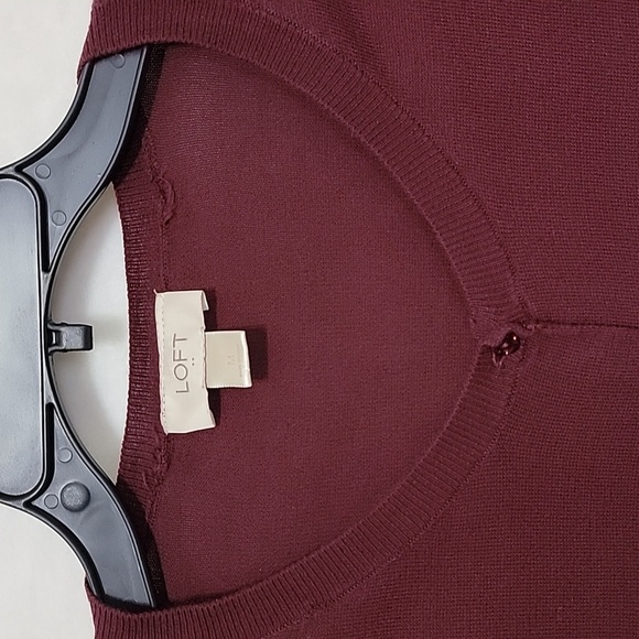 Women's Loft Crewneck Cardigan, Maroon, Medium, Pre-owned EUC - Picture 4 of 7